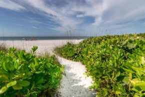 Seaside Beach House 102